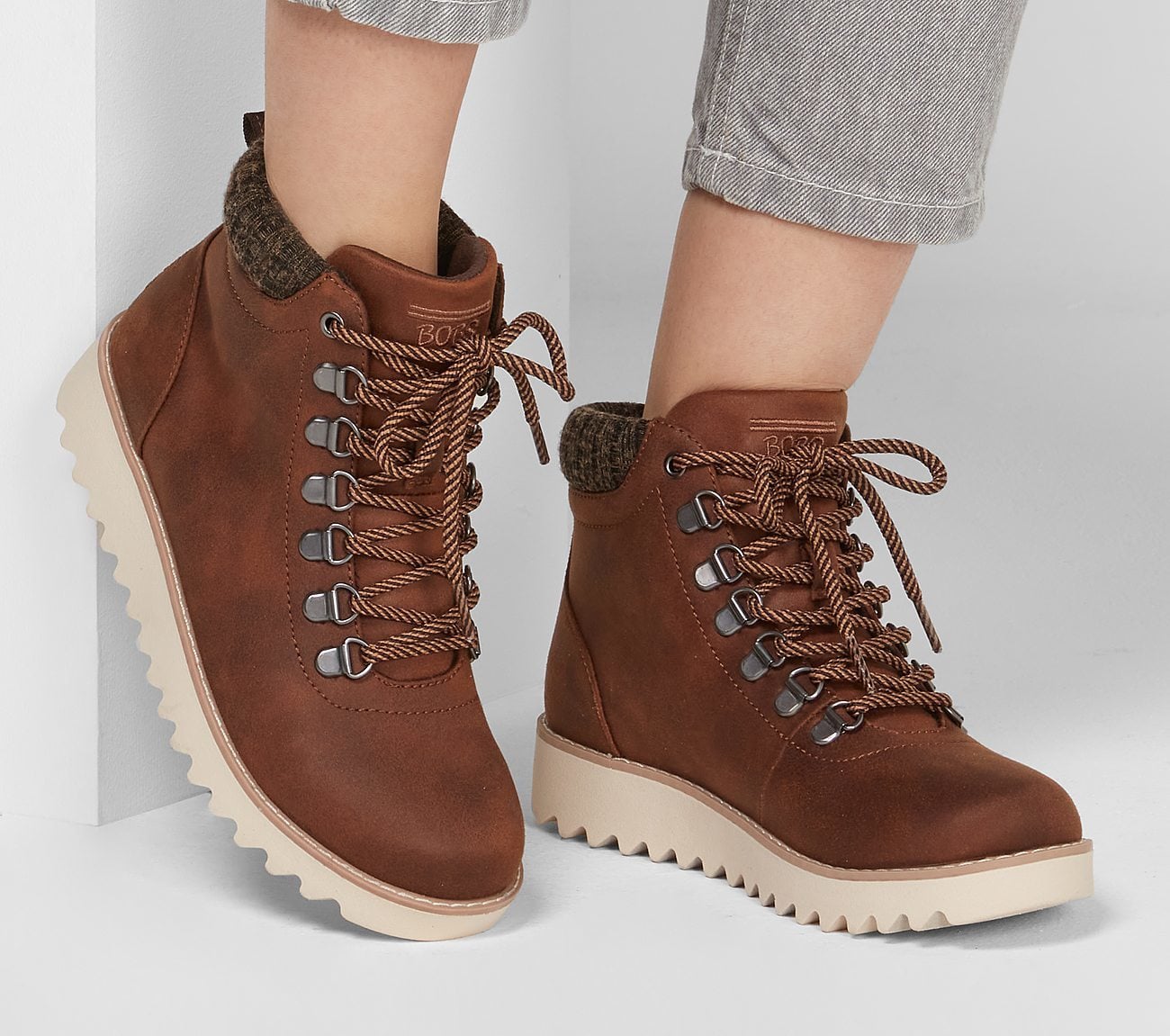 Skechers Μποτάκι Γυναικείο - Bobs Mountain Kiss 113425-BRN Brown